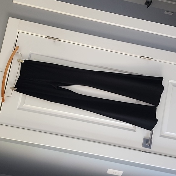 Boyed black, ribbed, flare leg legging! - Picture 5 of 10